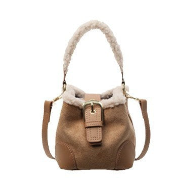 Women's Shoulder Bag Casual Retro Plush Portable Messenger Bag